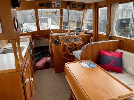 Grand Banks 36 Classic Tri-Cabin image