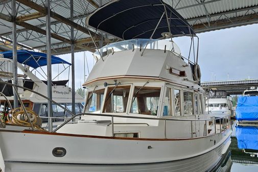 Grand Banks 36 Classic Tri-Cabin image