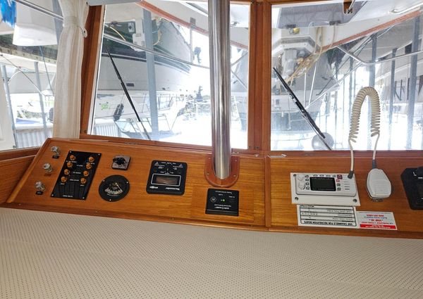 Grand Banks 36 Classic Tri-Cabin image