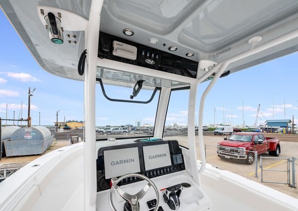 Sea Hunt Gamefish 27CE image