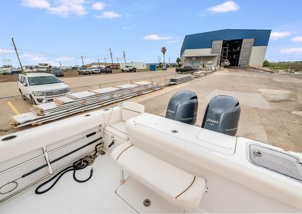 Sea Hunt Gamefish 27CE image