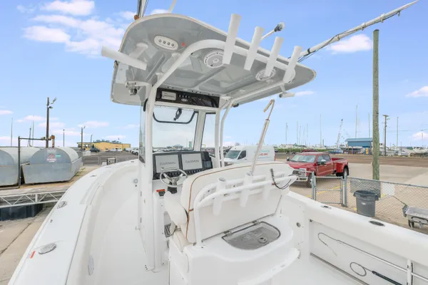 Sea Hunt Gamefish 27CE image