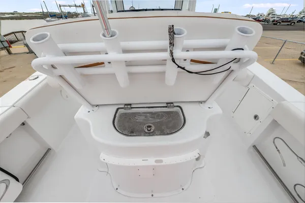 Sea Hunt Gamefish 27CE image