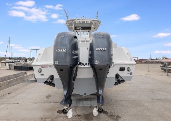 Sea Hunt Gamefish 27CE image