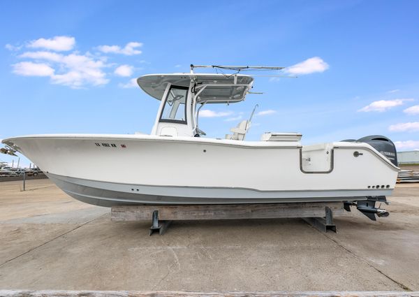 Sea Hunt Gamefish 27CE image