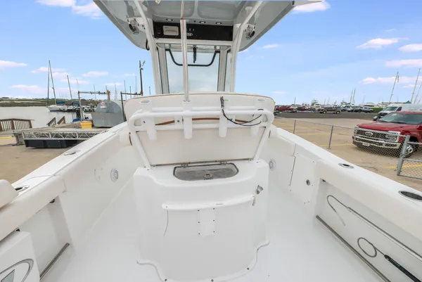 Sea Hunt Gamefish 27CE image