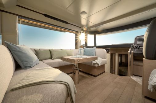 Absolute 48 Navetta image