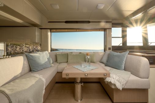 Absolute 48 Navetta image