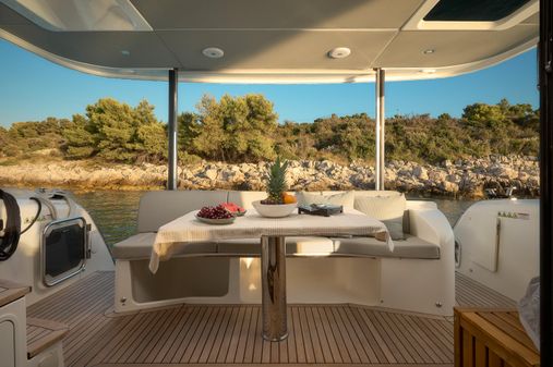 Absolute 48 Navetta image