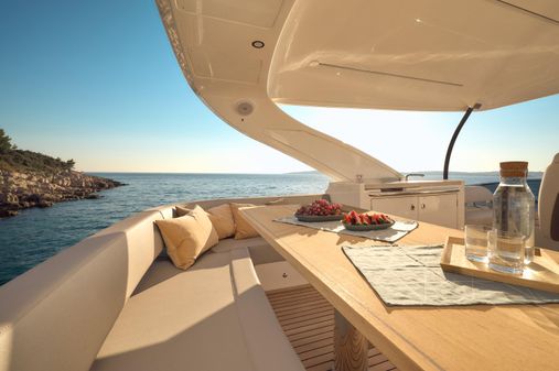 Absolute 48 Navetta image