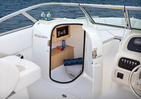 Robalo R227-DUAL-CONSOLE image