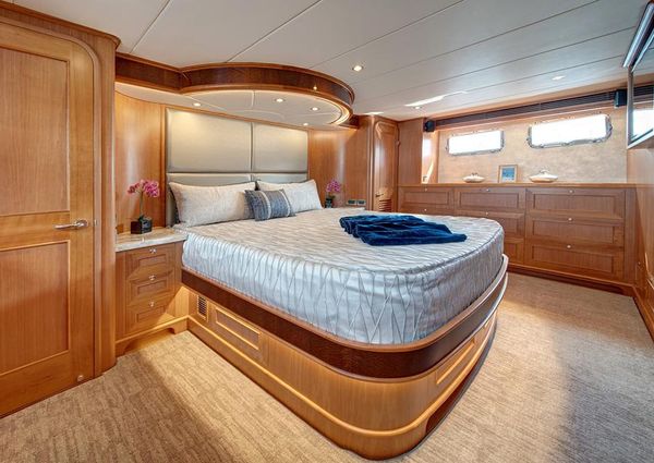 Outer Reef Yachts 720 DBMY image