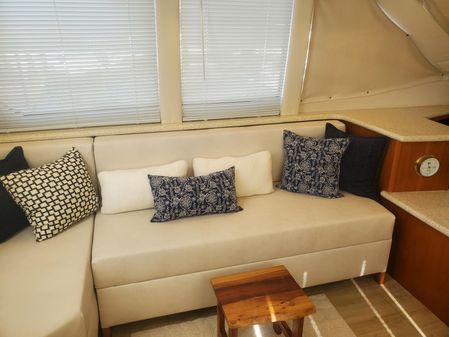 Carver 356 Aft Cabin Motor Yacht image