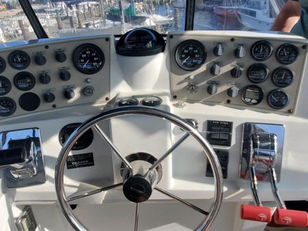 Carver 356 Aft Cabin Motor Yacht image