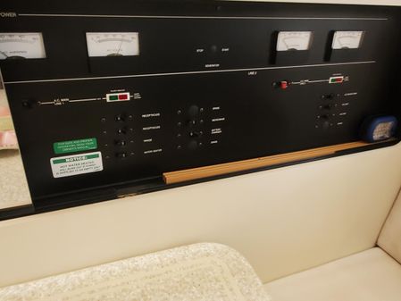 Carver 356 Aft Cabin Motor Yacht image