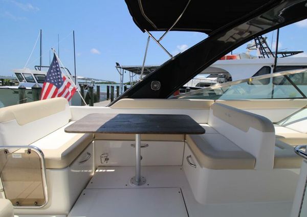 Sea Ray 370 Venture image