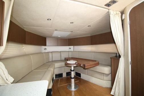 Sea Ray 370 Venture image