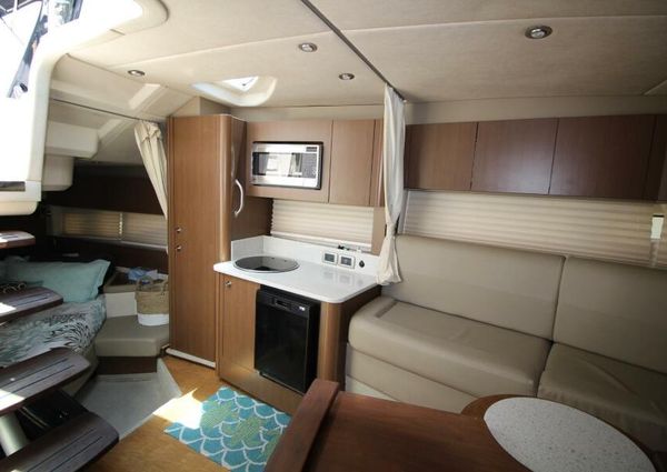 Sea Ray 370 Venture image