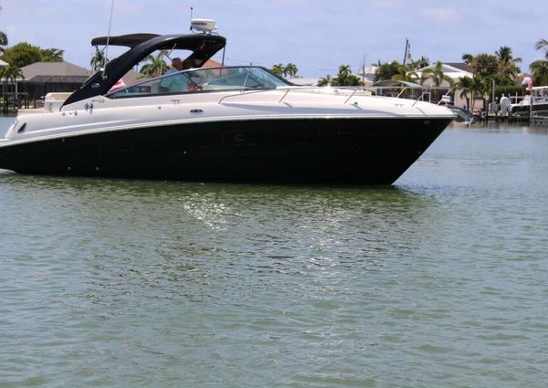 Sea Ray 370 Venture image