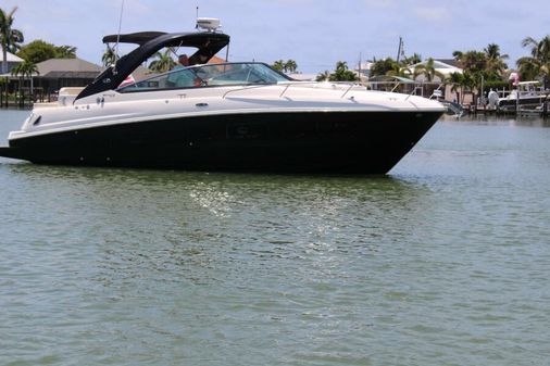 Sea Ray 370 Venture image