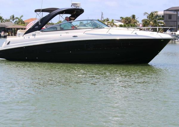 Sea Ray 370 Venture image