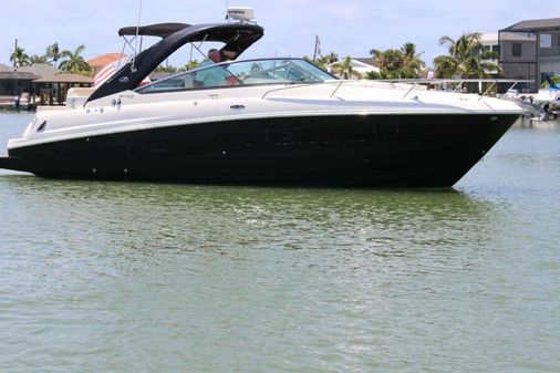 Sea Ray 370 Venture image