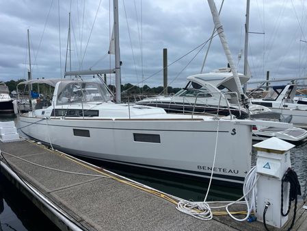 Beneteau Oceanis 38.1 image