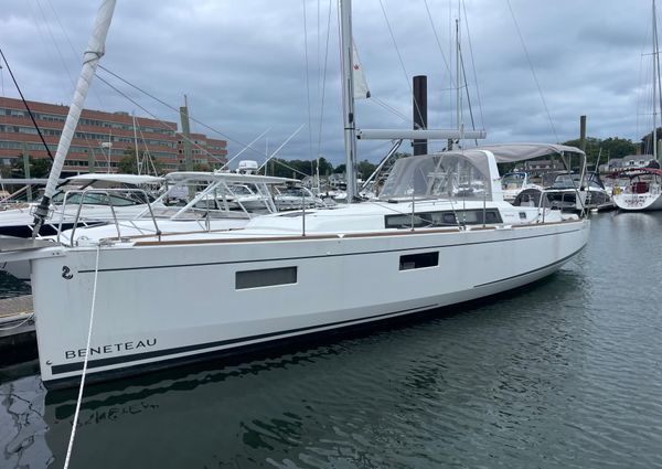 Beneteau Oceanis 38.1 image