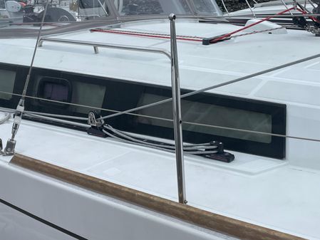 Beneteau Oceanis 38.1 image