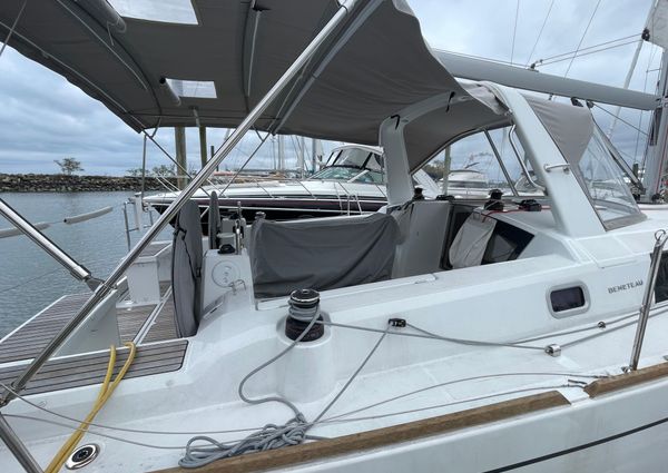 Beneteau Oceanis 38.1 image