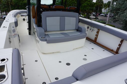 Boston Whaler 380 Outrage image