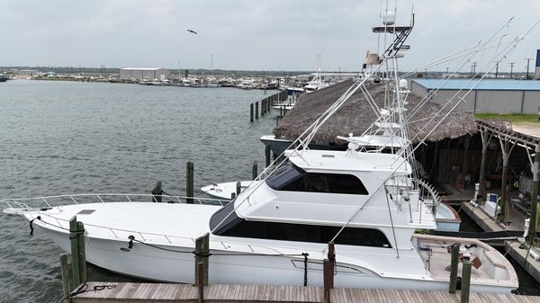 Donzi Custom Enclosed Flybridge
