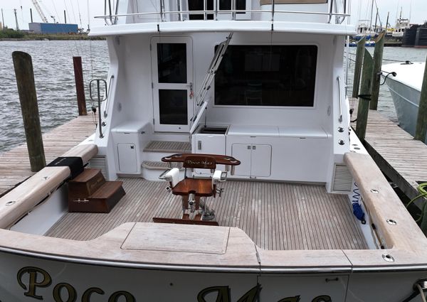 Donzi CUSTOM-ENCLOSED-FLYBRIDGE image