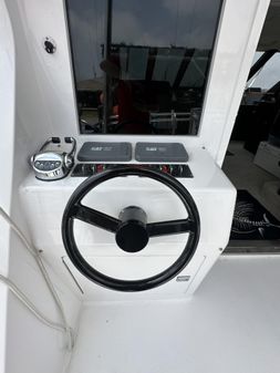 Donzi Custom Enclosed Flybridge image