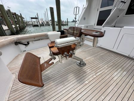 Donzi Custom Enclosed Flybridge image