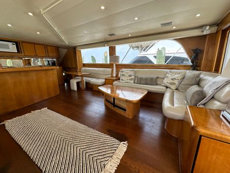 Donzi Custom Enclosed Flybridge image