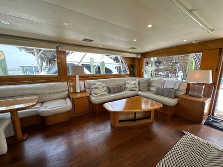 Donzi Custom Enclosed Flybridge image