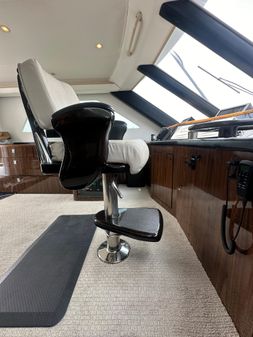 Donzi Custom Enclosed Flybridge image