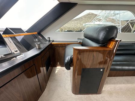 Donzi Custom Enclosed Flybridge image