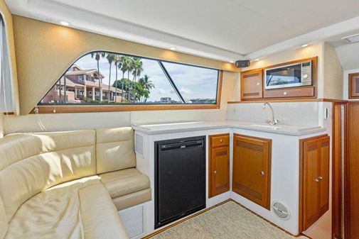 Cabo 35 Flybridge image