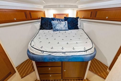 Cabo 35 Flybridge image