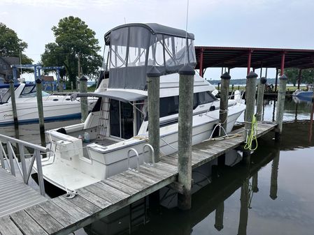 Silverton FLYBRIDGE-SEDAN image