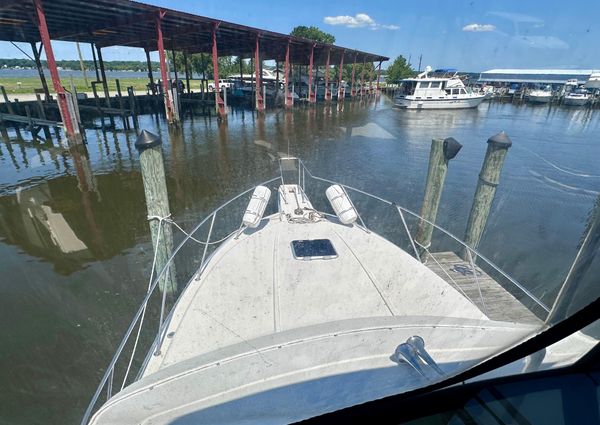 Silverton FLYBRIDGE-SEDAN image