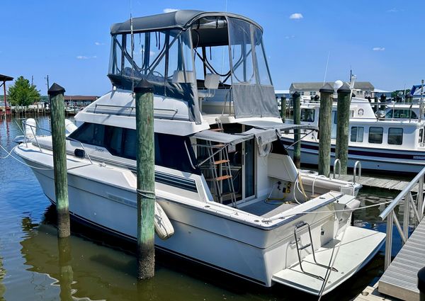 Silverton FLYBRIDGE-SEDAN image