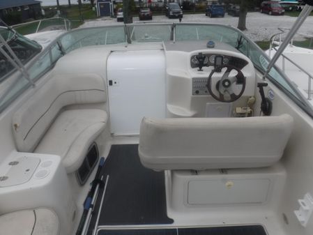 Crownline 242 CR image