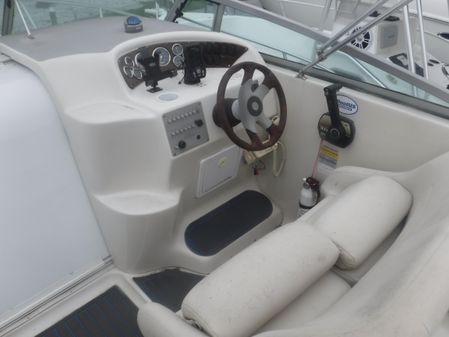 Crownline 242 CR image