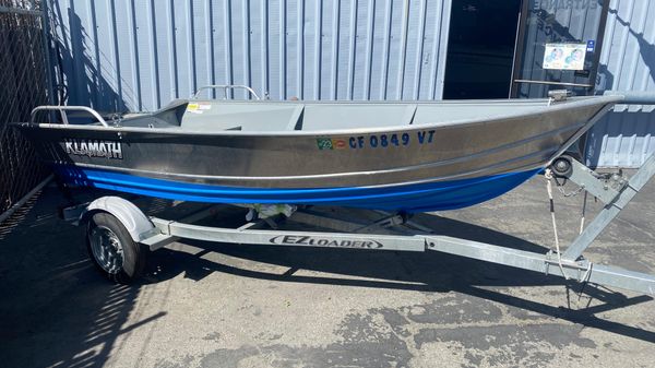 Klamath 12 Deluxe