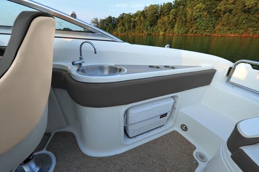 Sea-ray 240-SUNDECK image