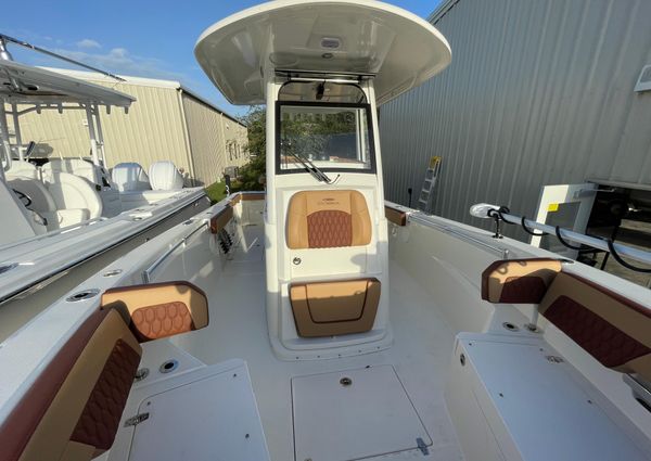 Cobia 265-CENTER-CONSOLE-OPEN image