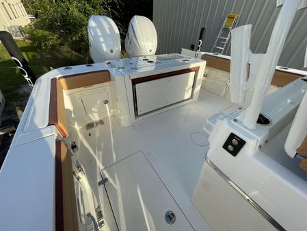 Cobia 265-CENTER-CONSOLE-OPEN image